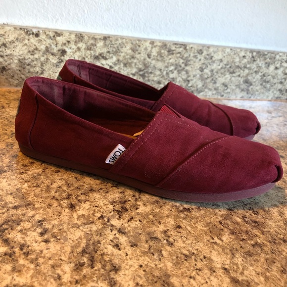 Toms Shoes - TOMS 🍷